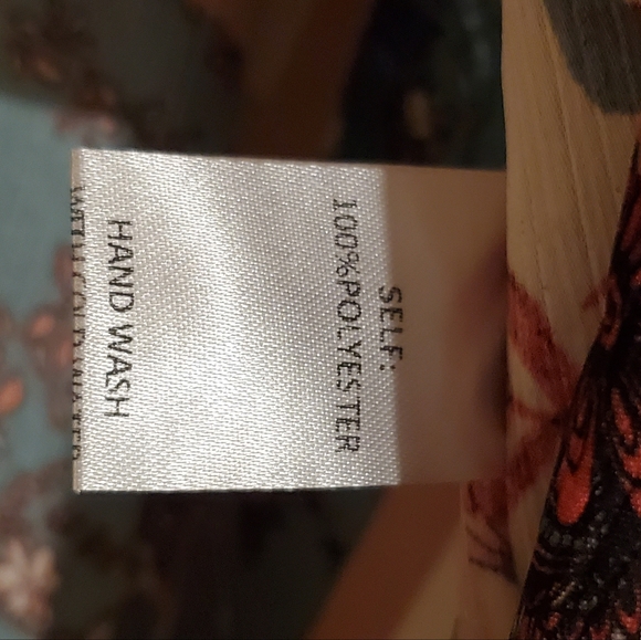 Easel: Patchwork Kimono - Picture 3 of 3